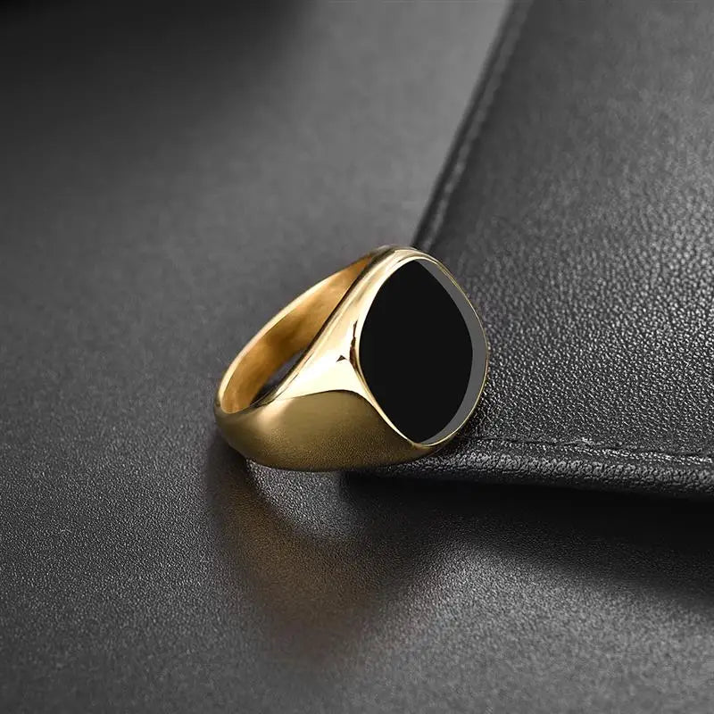 Signet / Statement Ring