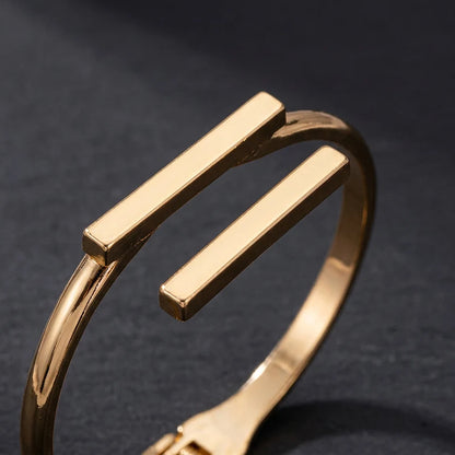 Women's Geometric Open Bracelet & Ring Set