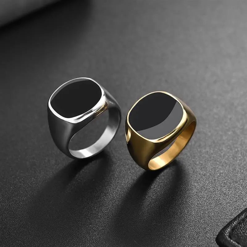 Signet / Statement Ring